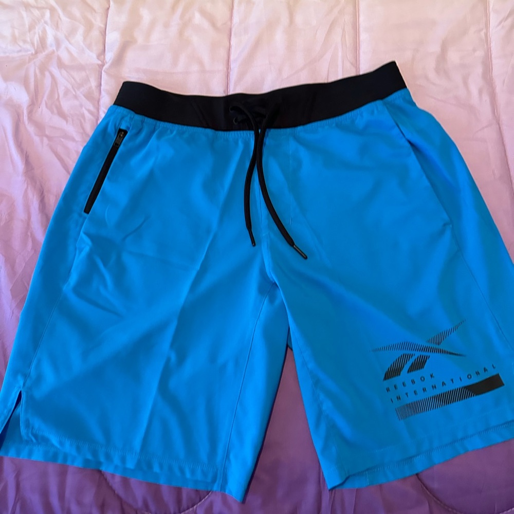 Size small Reebok shorts EUC